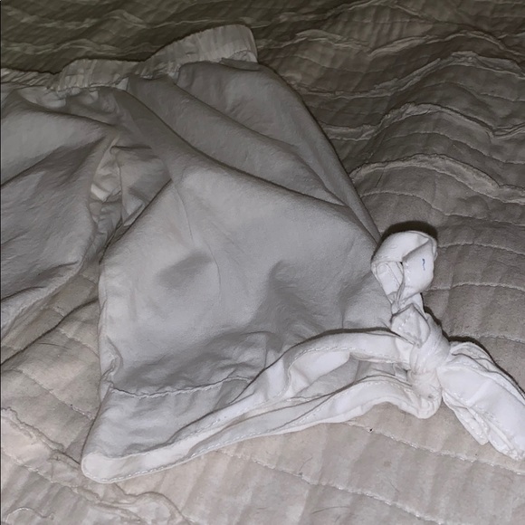 Off the shoulder pleated white top - Picture 2 of 2